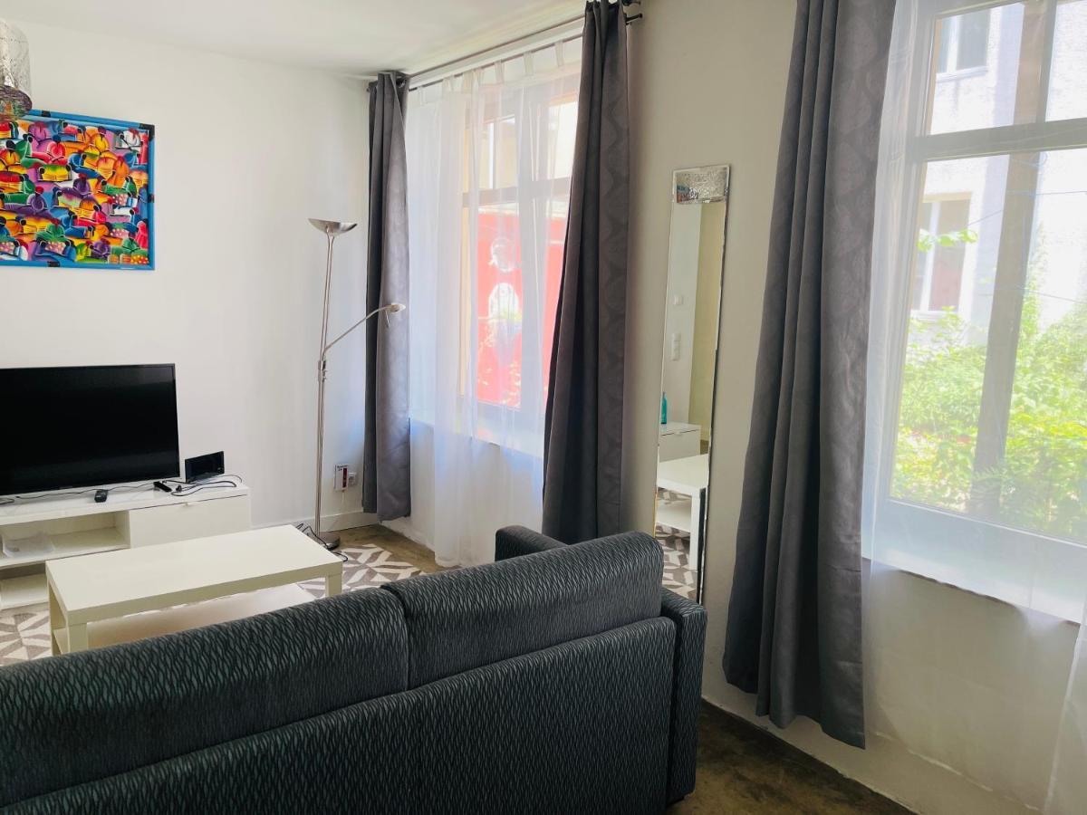 Zentrale Ruhige Ferienwohnung In Берлин Екстериор снимка