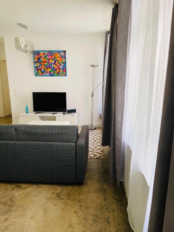 Zentrale Ruhige Ferienwohnung In Берлин Екстериор снимка