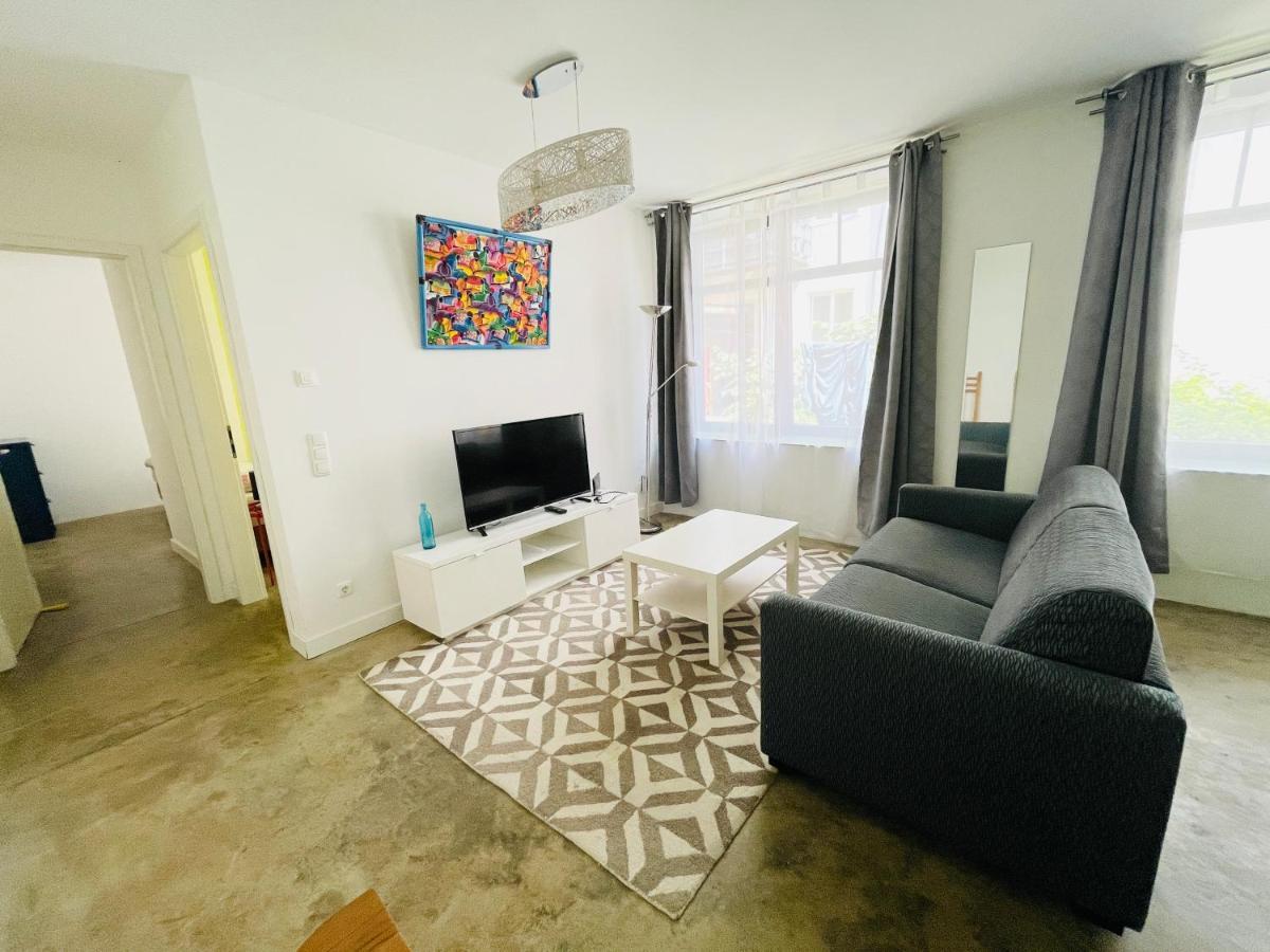Zentrale Ruhige Ferienwohnung In Берлин Екстериор снимка