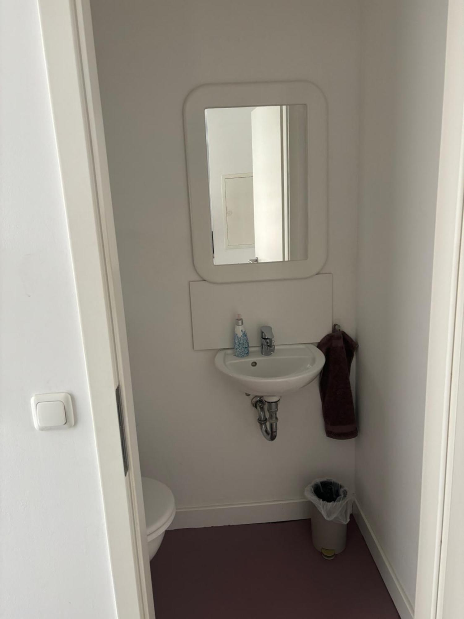 Zentrale Ruhige Ferienwohnung In Берлин Екстериор снимка